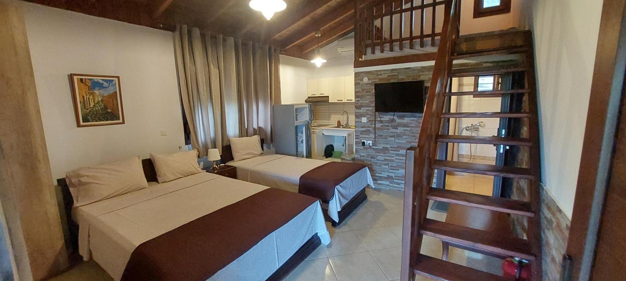 Dimitris' Villas - Villa 1 Órmosz Panajász Kültér fotó